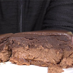 チョコレートケーキの王様ザッハトルテ(ファミマ)2