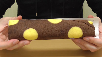 ロールちゃん-チョコバナナ-チョコスポンジとバナナクリーム(山崎製パン)6