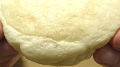 わらび餅入りのきなこクリームパン(NewDaysニューデイズ・清水屋)6