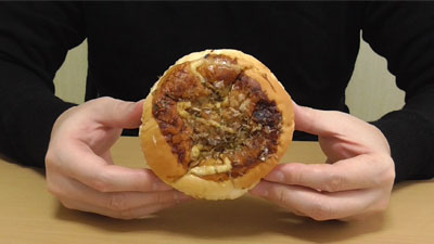 お好み焼きみたいなパン-オタフクソース使用焼きそば入り(ヤマザキ)3